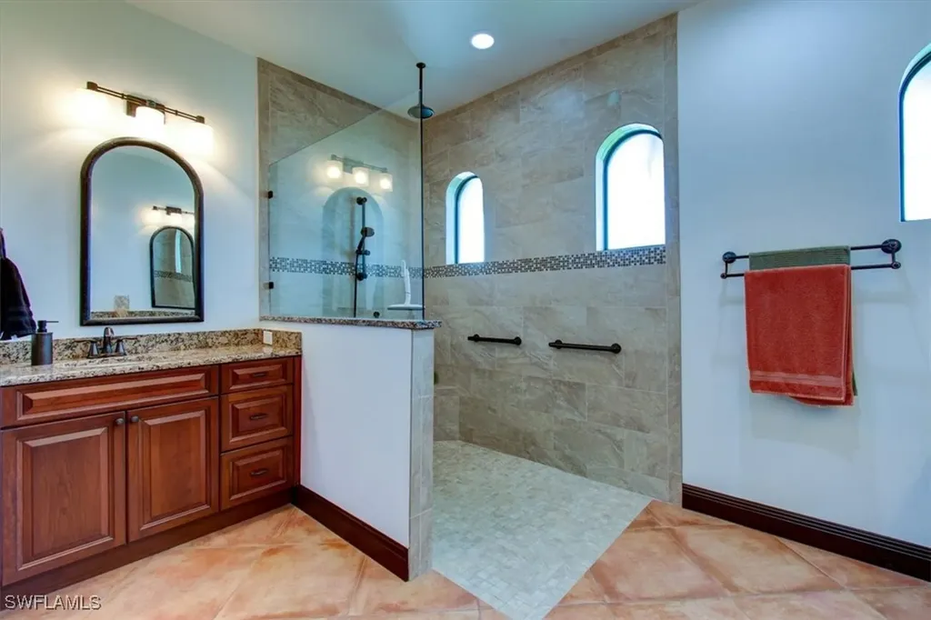 2520 SW 14th Place Cape Coral FL 33914