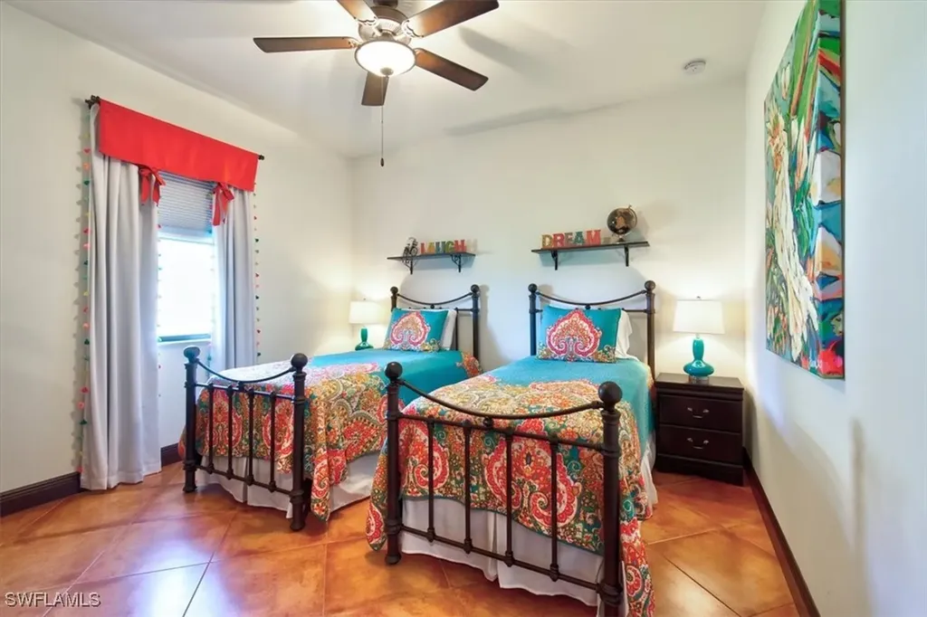 2520 SW 14th Place Cape Coral FL 33914