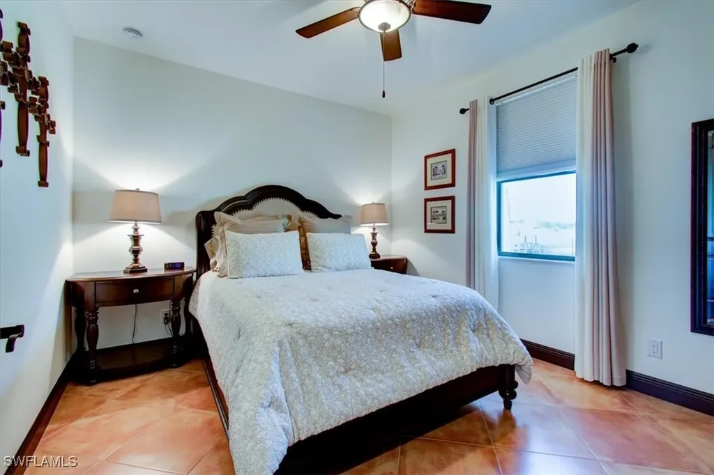 2520 SW 14th Place Cape Coral FL 33914