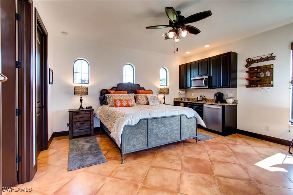 2520 SW 14th Place Cape Coral FL 33914