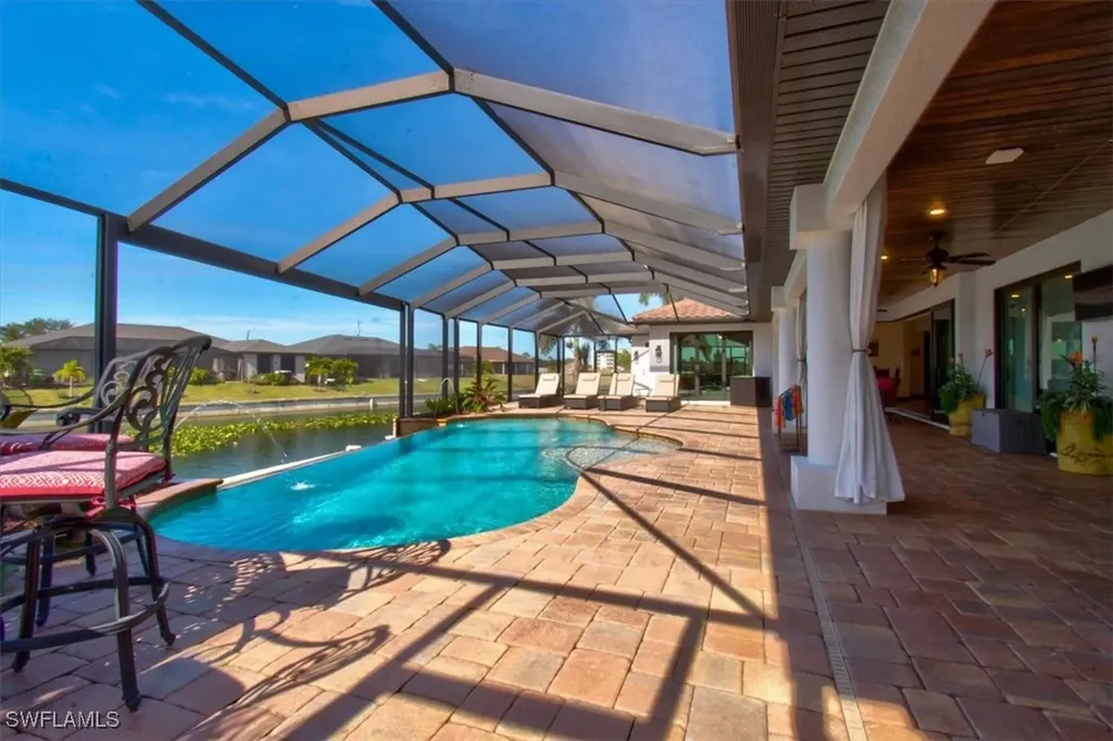 2520 SW 14th Place Cape Coral FL 33914