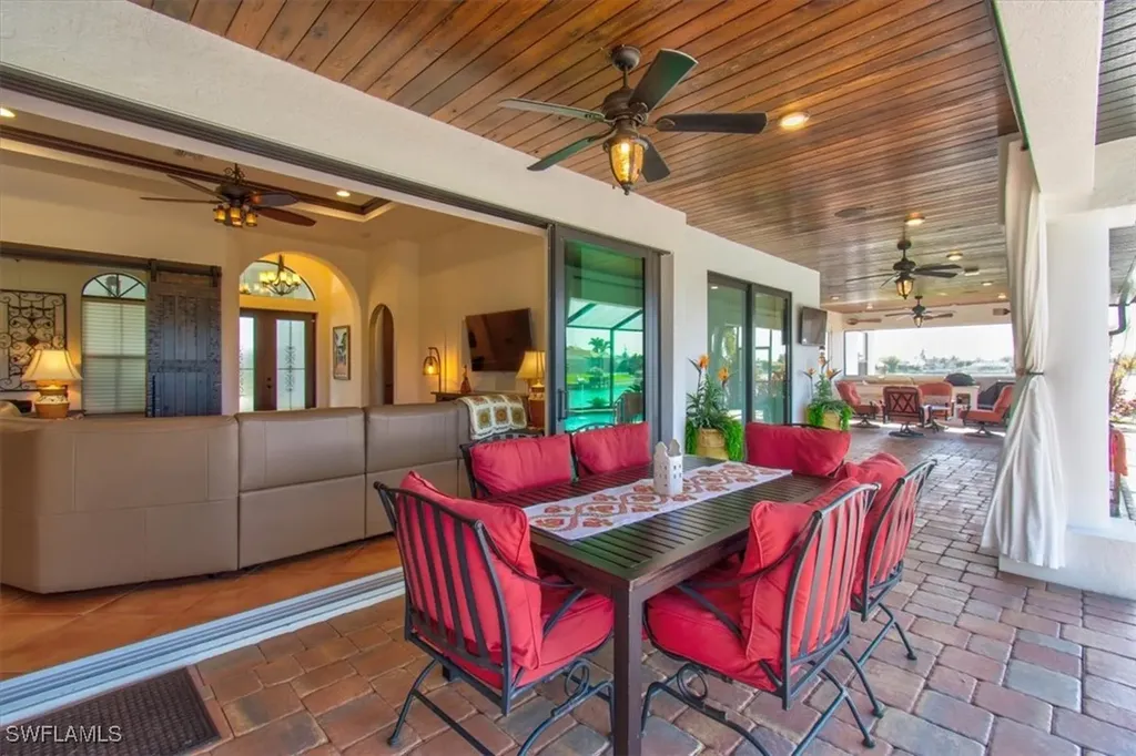 2520 SW 14th Place Cape Coral FL 33914