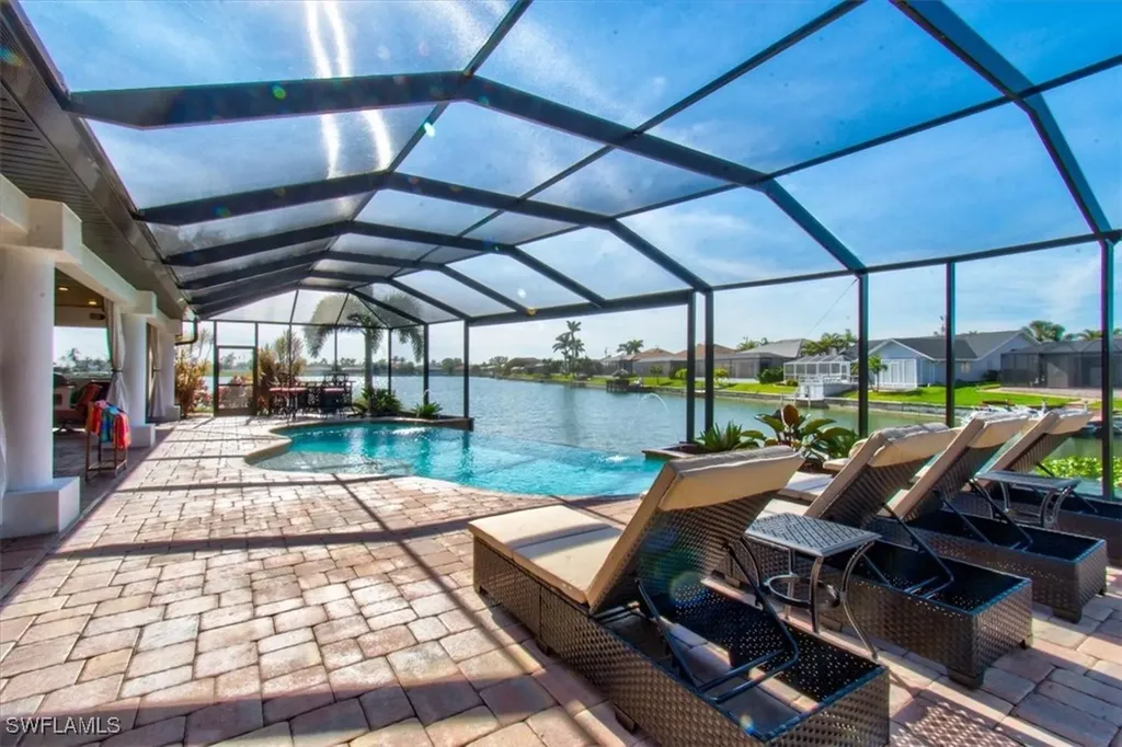 2520 SW 14th Place Cape Coral FL 33914