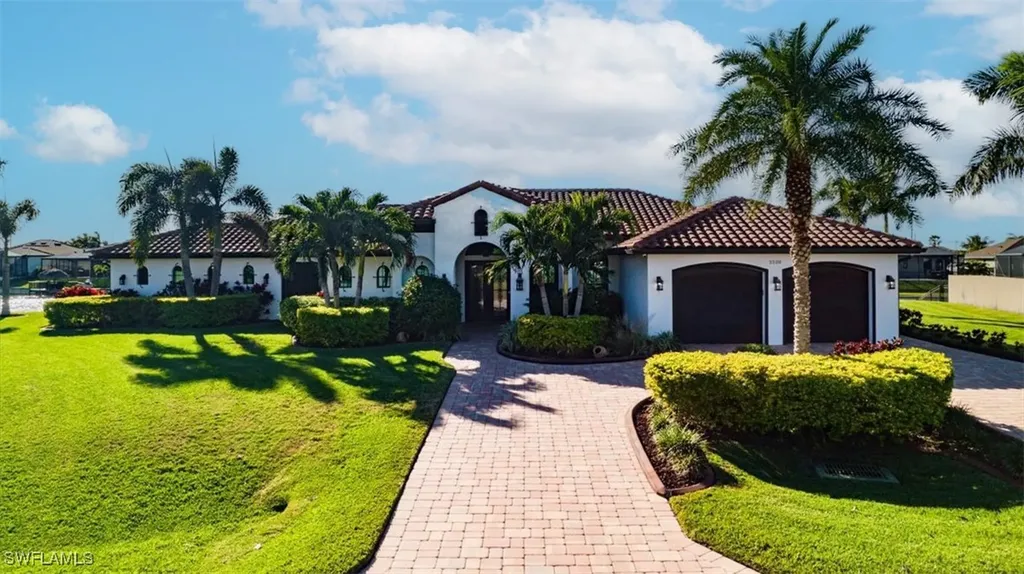 2520 SW 14th Place Cape Coral FL 33914