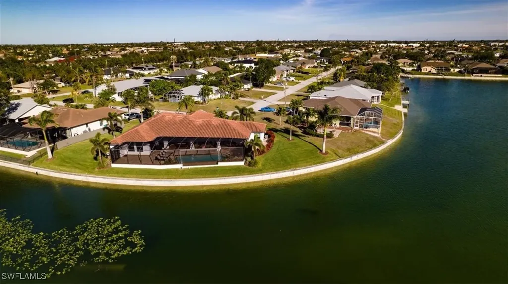 2520 SW 14th Place Cape Coral FL 33914