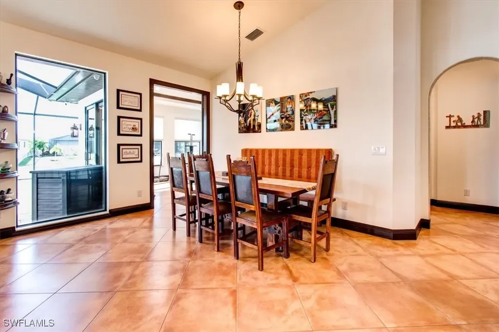 2520 SW 14th Place Cape Coral FL 33914