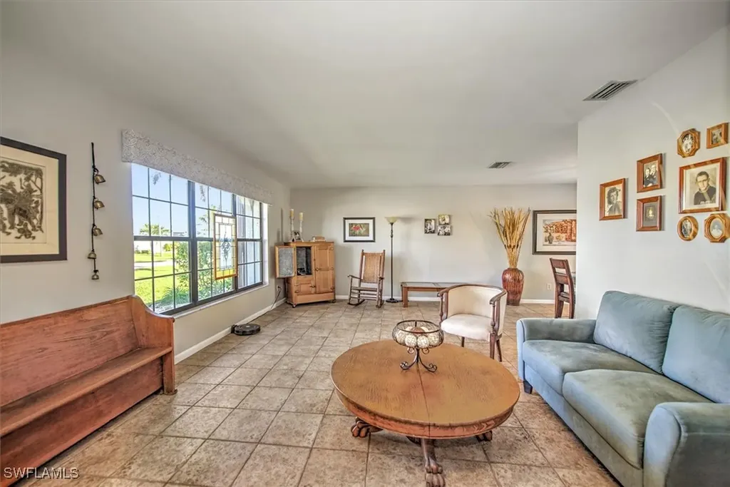 1128 SW 44th Terrace Cape Coral FL 33914