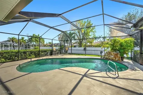 1128 SW 44th Terrace Cape Coral FL 33914