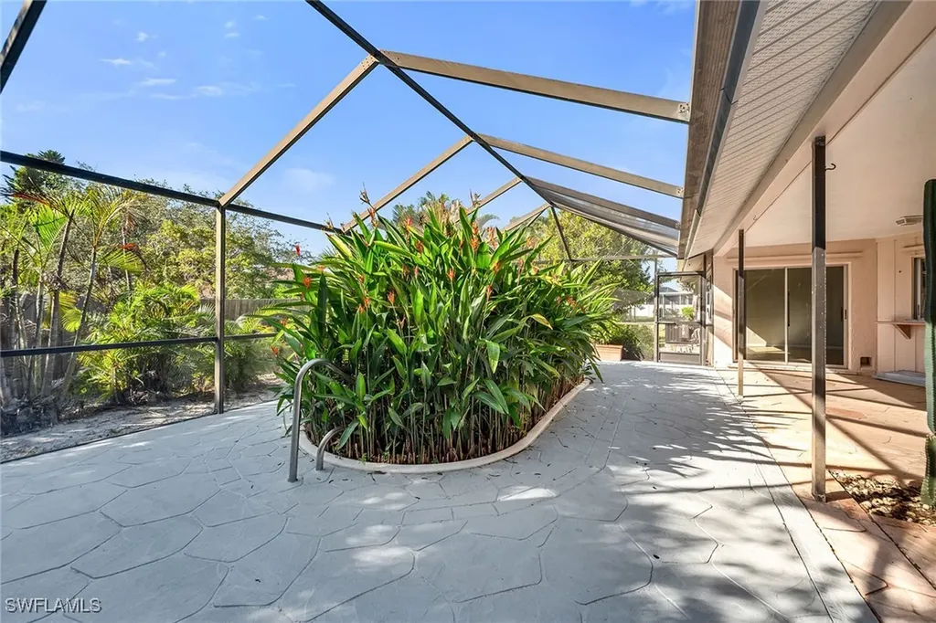 590 Fieldstone Drive Marco Island FL 34145