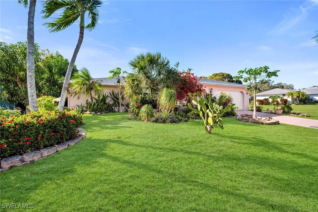590 Fieldstone Drive Marco Island FL 34145