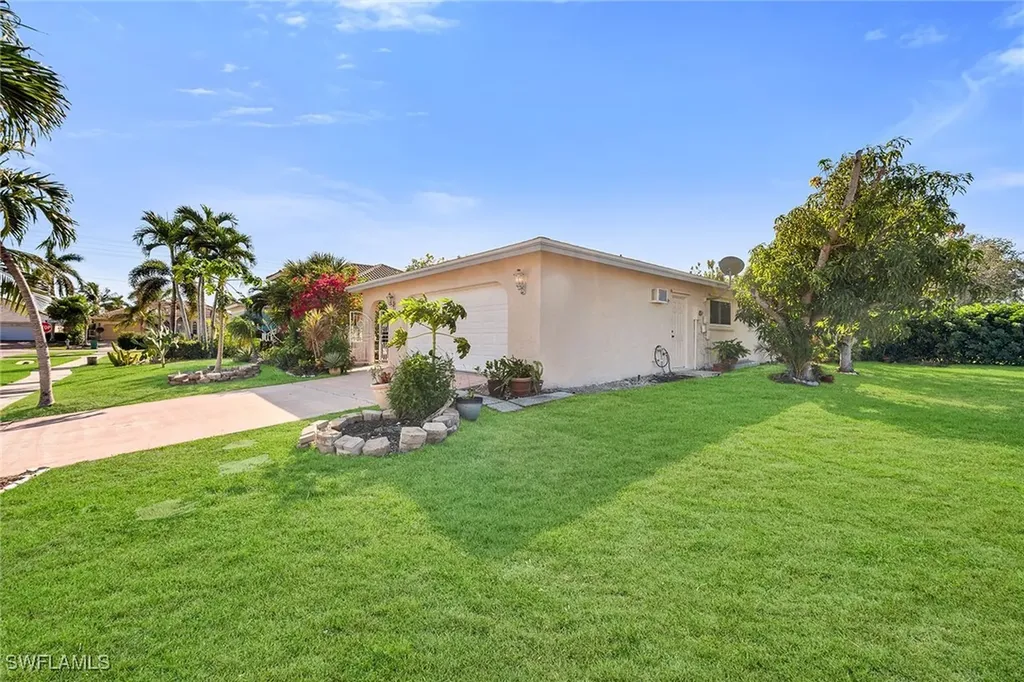 590 Fieldstone Drive Marco Island FL 34145