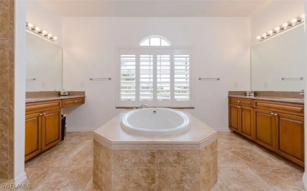 5221 Seagull Court Cape Coral FL 33904