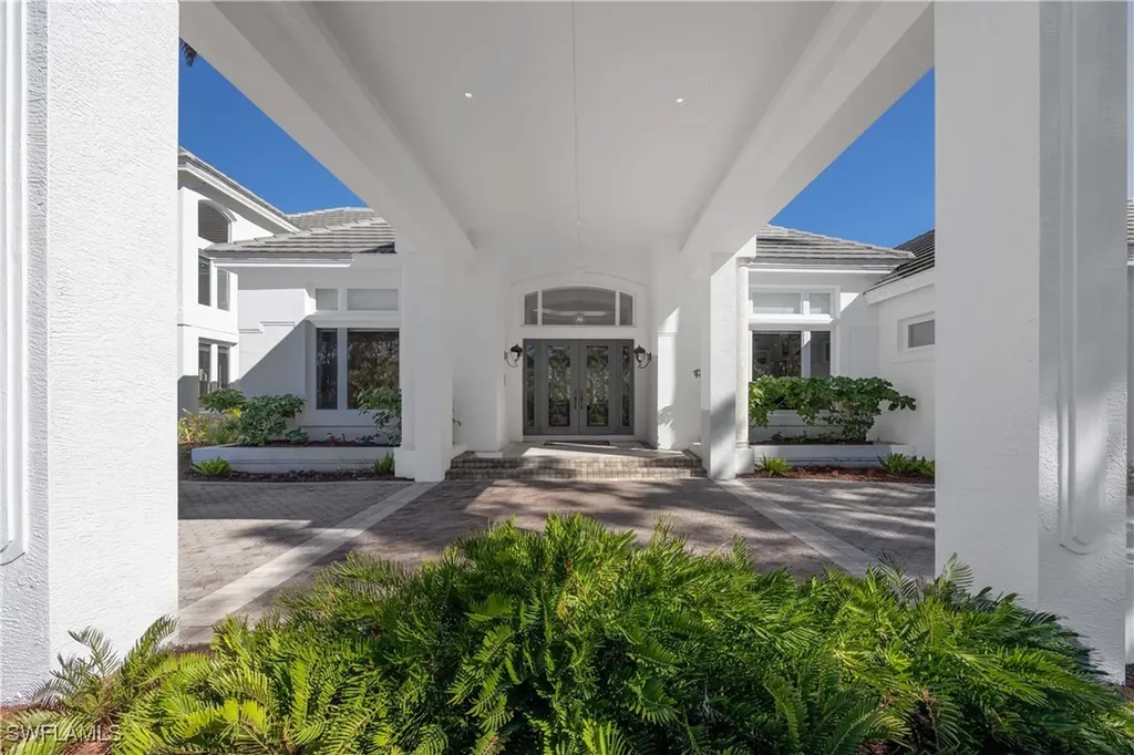 5606 Baltusrol Court Sanibel FL 33957