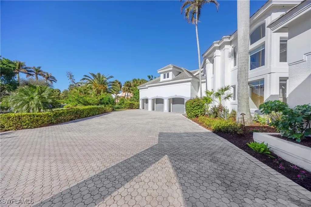 5606 Baltusrol Court Sanibel FL 33957