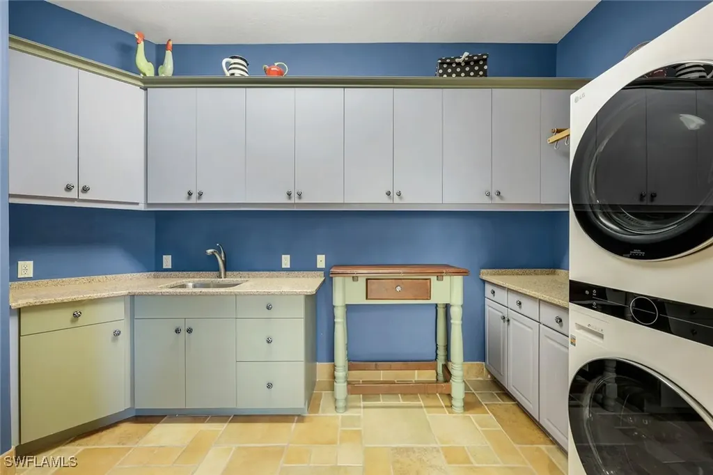 26061 Fawnwood Court Bonita Springs FL 34134