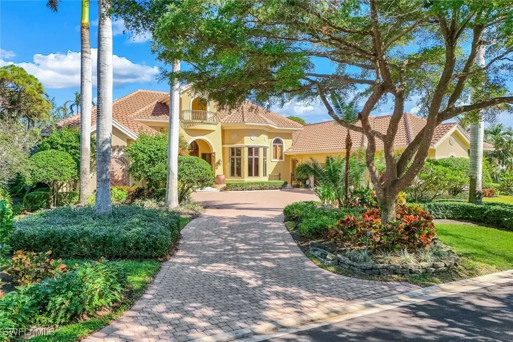 26061 Fawnwood Court Bonita Springs FL 34134