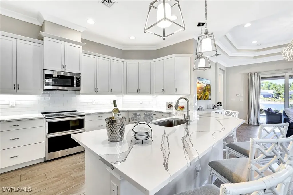 5701 Highbourne Drive Naples FL 34113