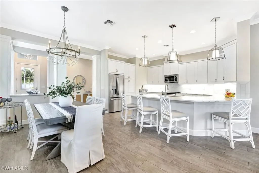 5701 Highbourne Drive Naples FL 34113
