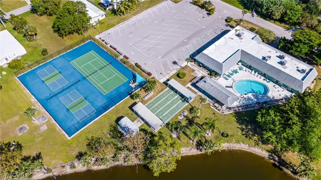 160 Sugar Loaf Lane Naples FL 34114