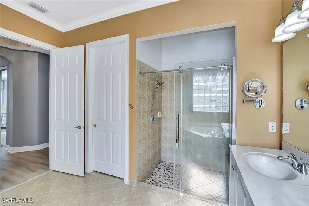 1431 King Sago Court Naples FL 34119