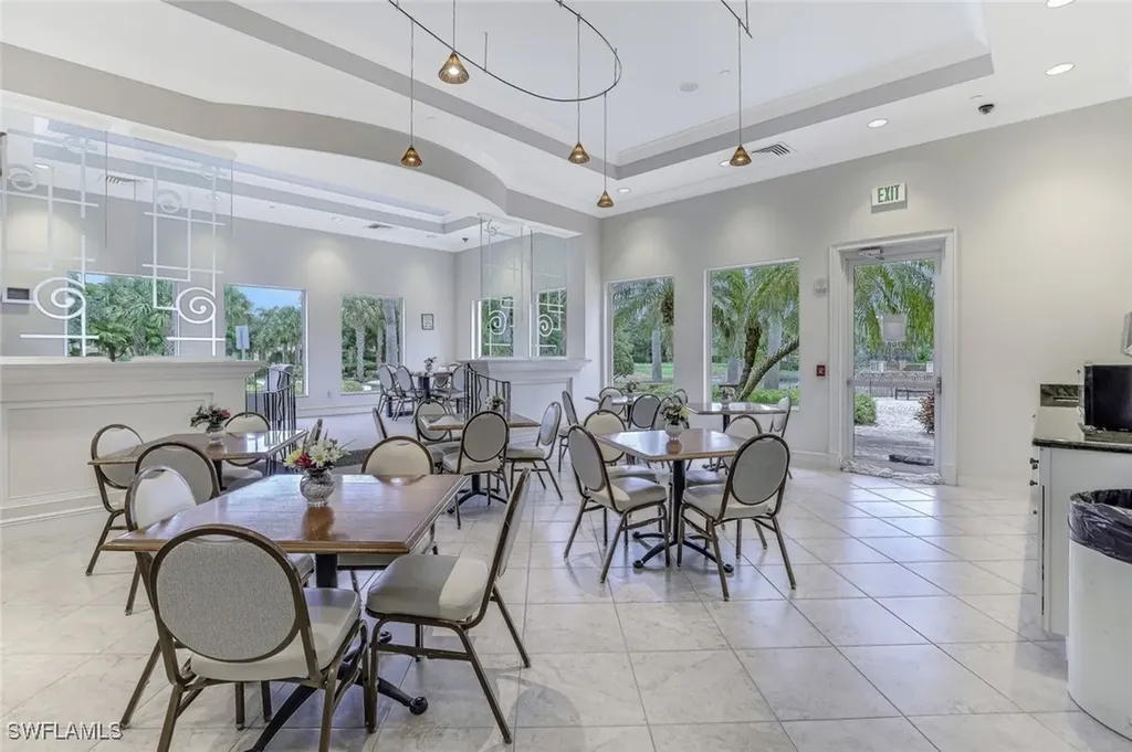 1431 King Sago Court Naples FL 34119