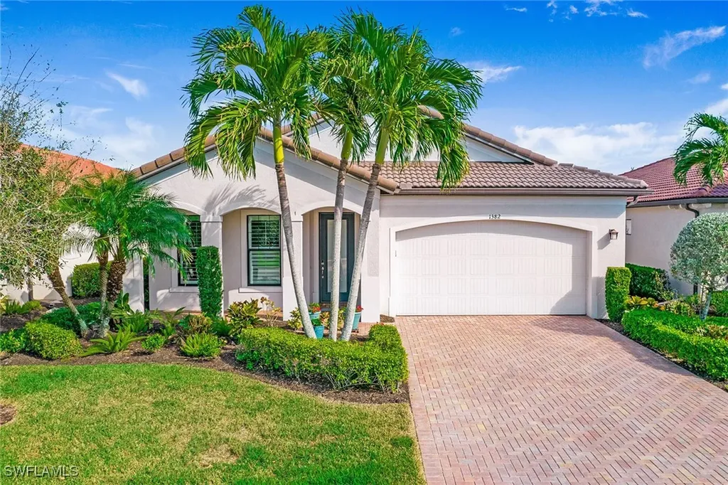 1382 Petone Court Naples FL 34113