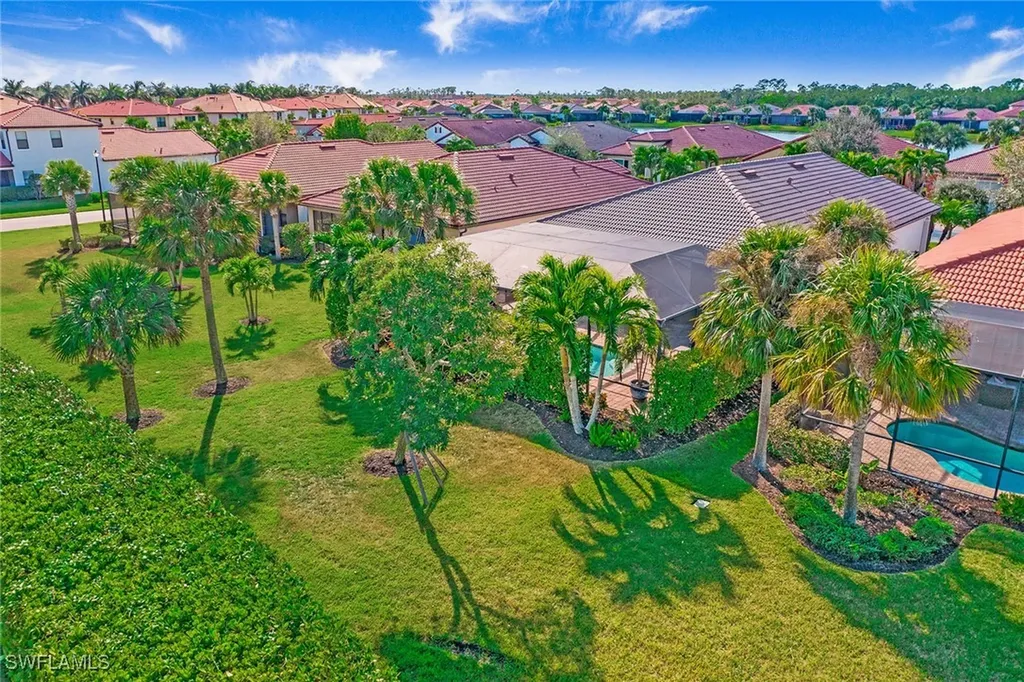 1382 Petone Court Naples FL 34113