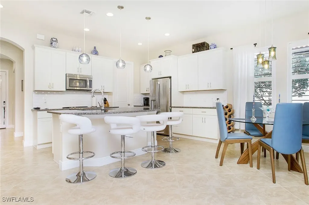 1382 Petone Court Naples FL 34113