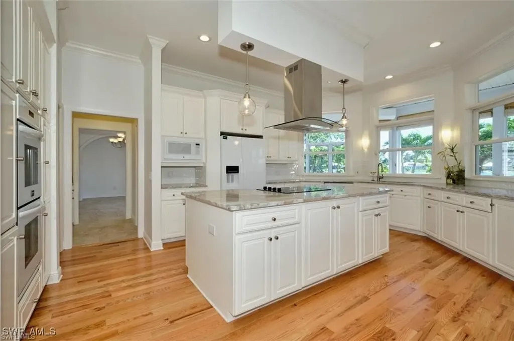 12491 Coconut Creek Court Fort Myers FL 33908