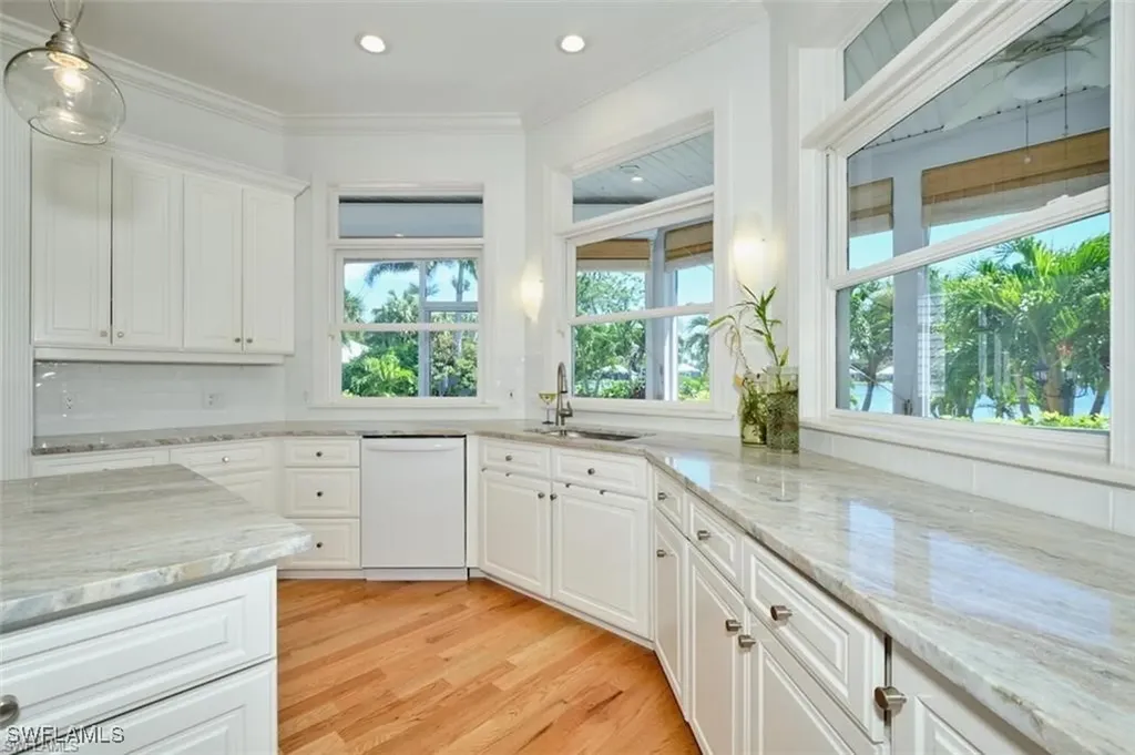 12491 Coconut Creek Court Fort Myers FL 33908