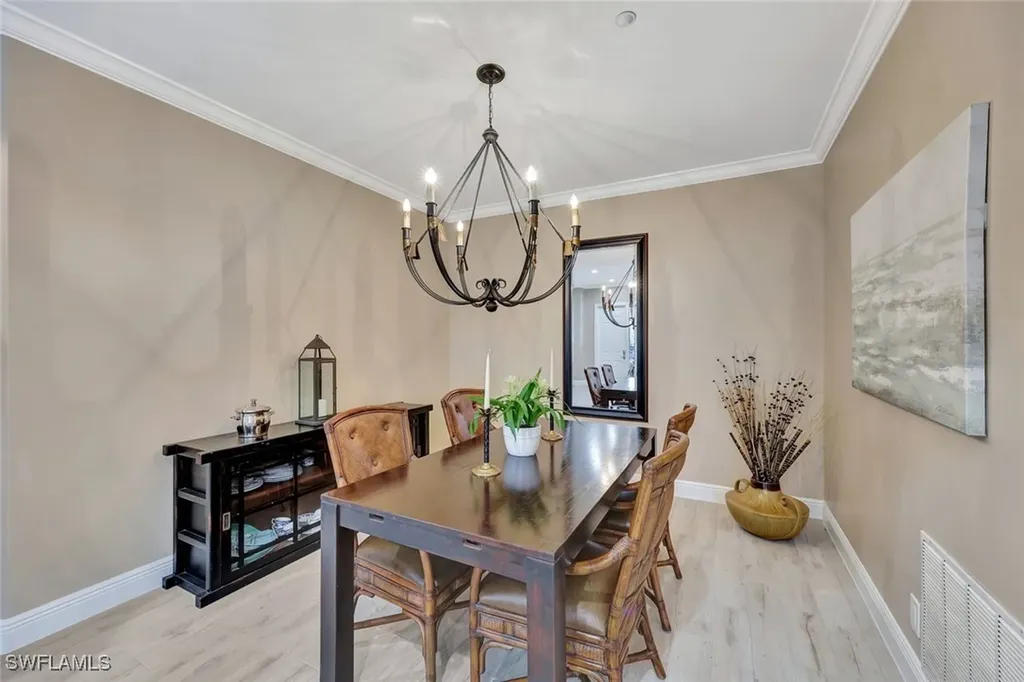 1483 Chesapeake Avenue Naples FL 34102