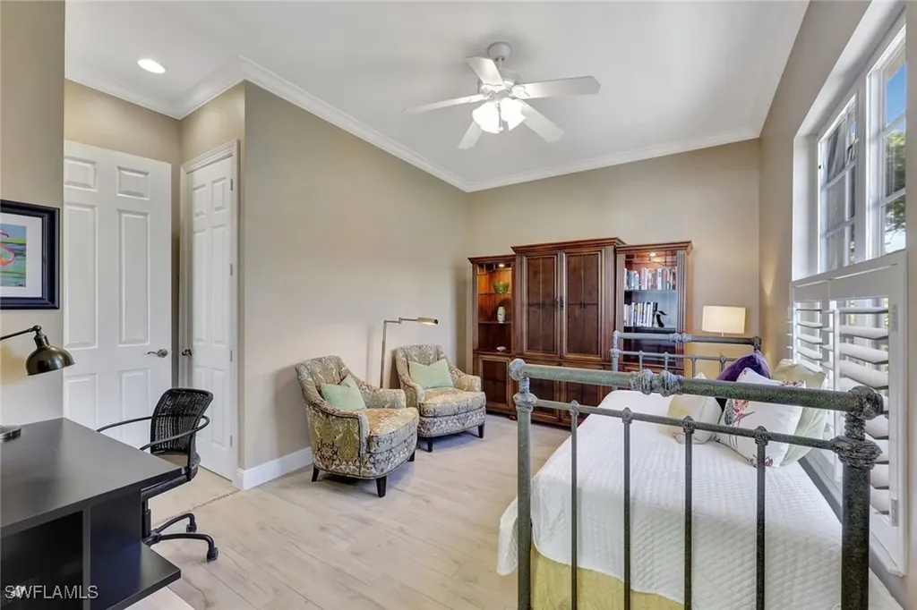 1483 Chesapeake Avenue Naples FL 34102