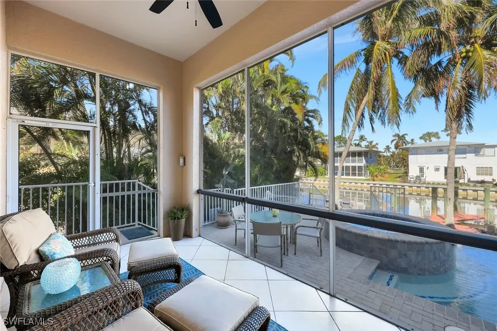 1483 Chesapeake Avenue Naples FL 34102