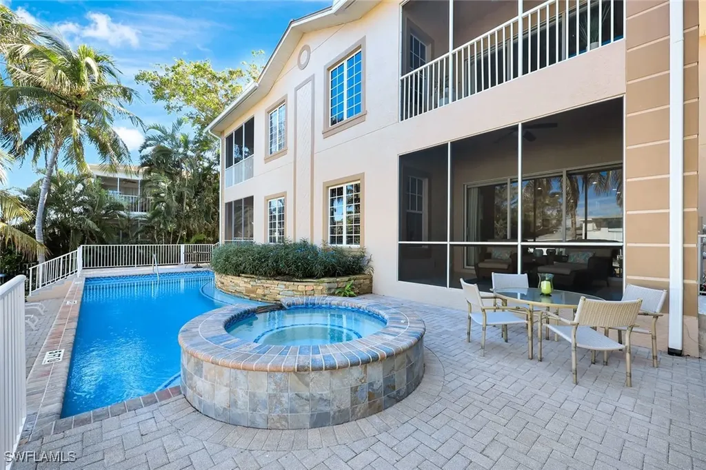 1483 Chesapeake Avenue Naples FL 34102