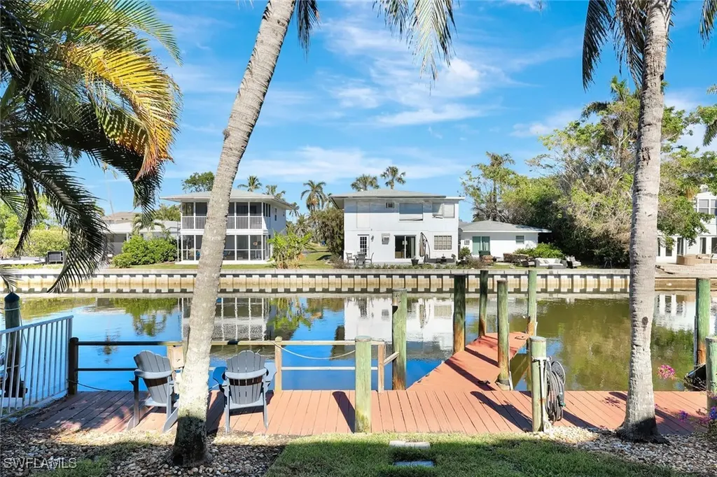 1483 Chesapeake Avenue Naples FL 34102