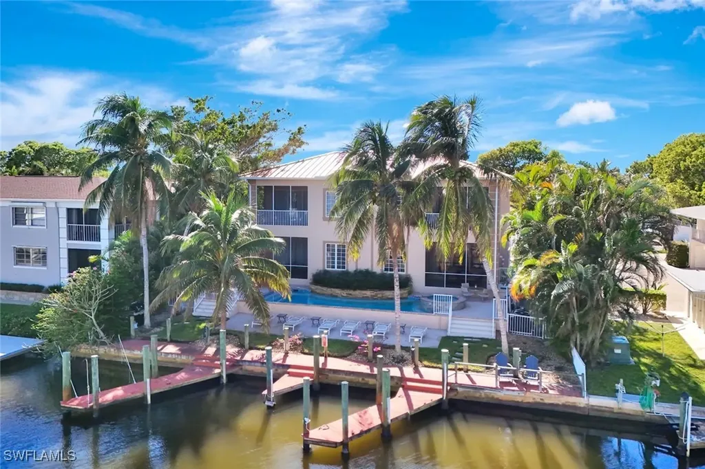 1483 Chesapeake Avenue Naples FL 34102