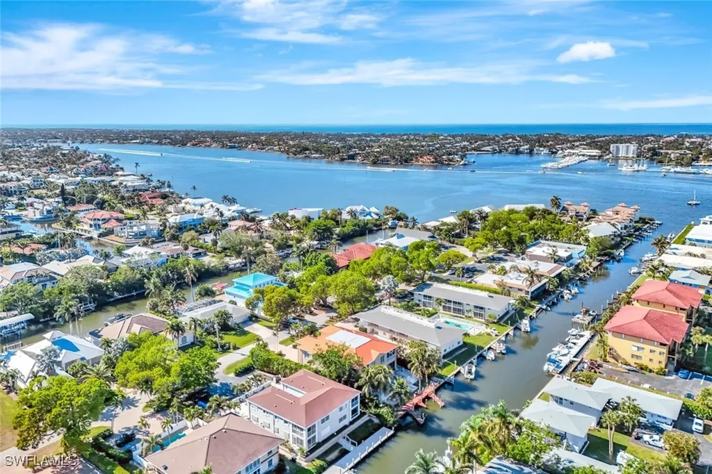 1483 Chesapeake Avenue Naples FL 34102