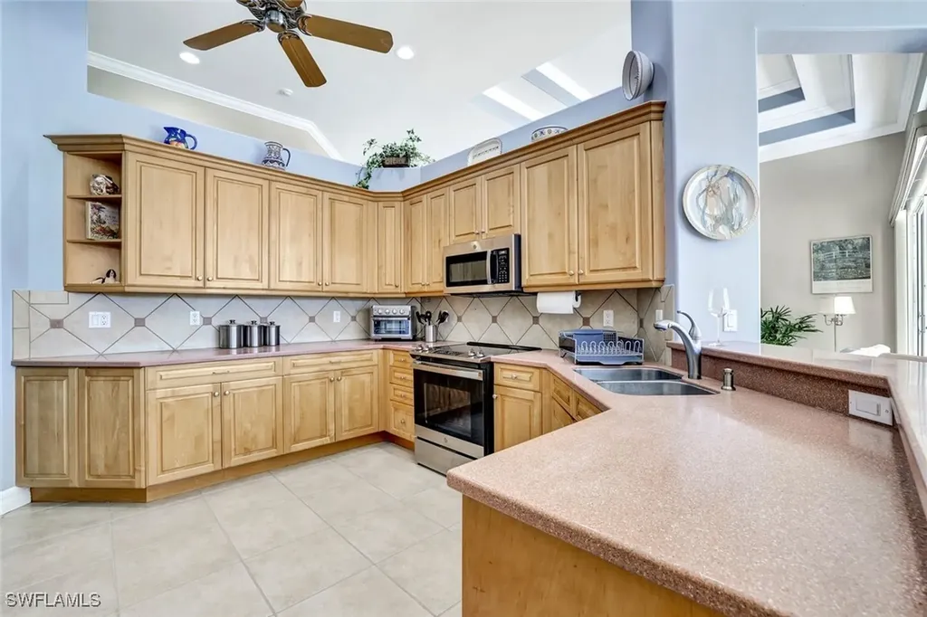 9711 Wilshire Lakes Boulevard Naples FL 34109