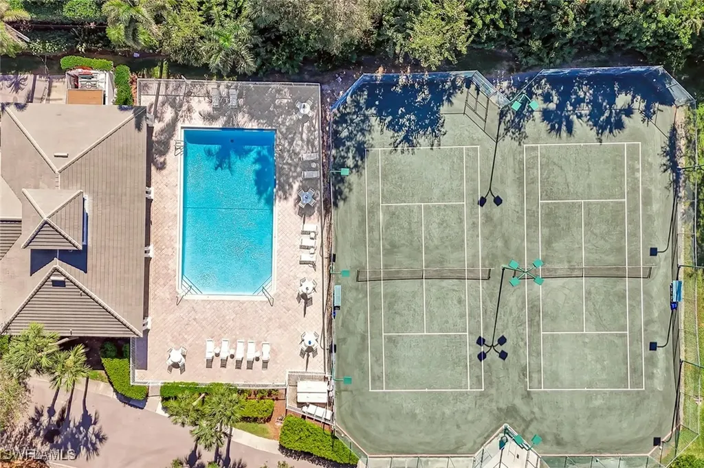 9711 Wilshire Lakes Boulevard Naples FL 34109