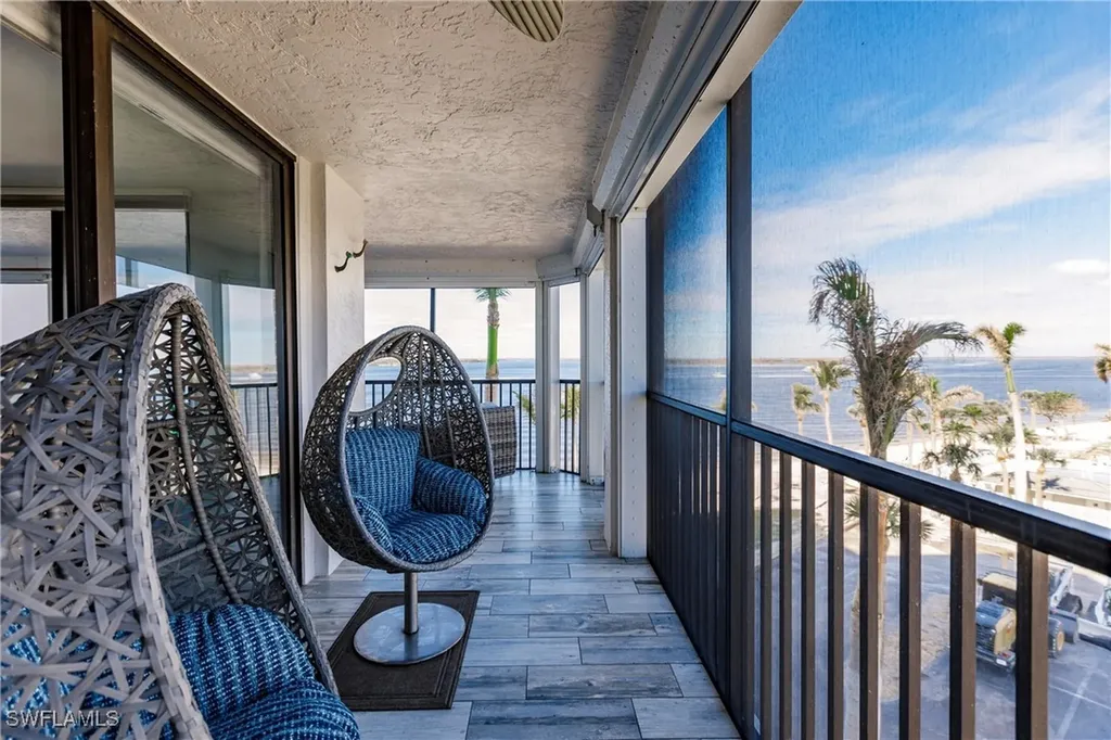 17170 Harbour Point Drive Fort Myers FL 33908