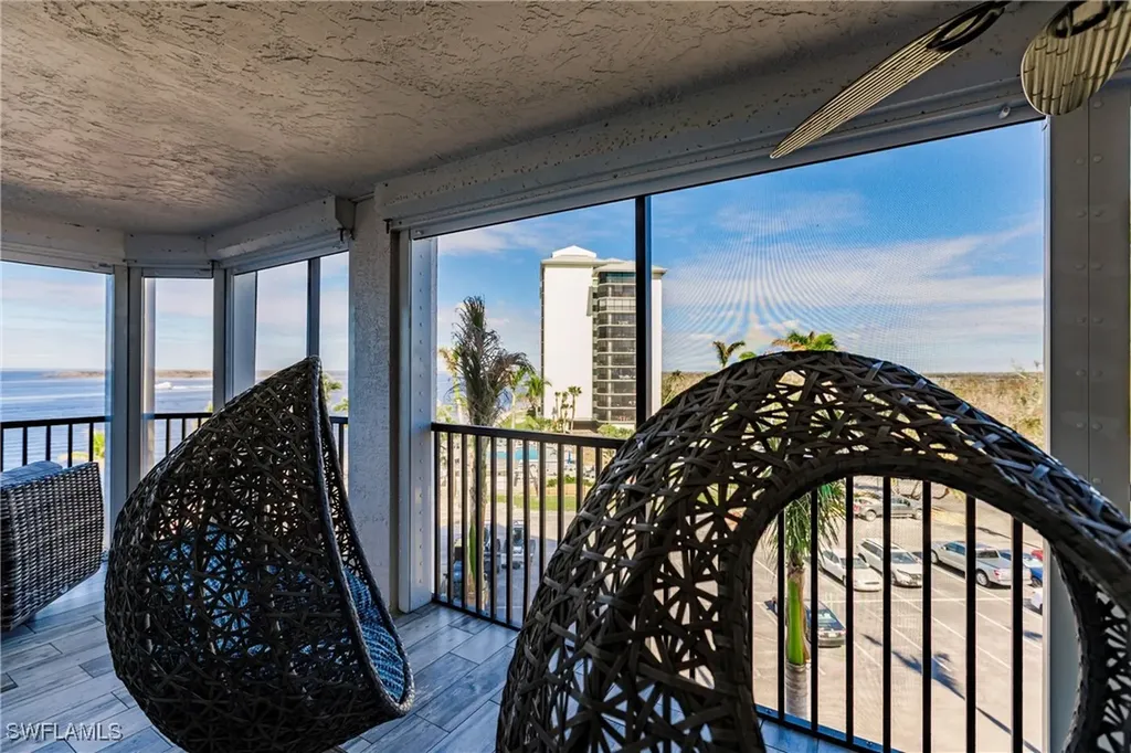 17170 Harbour Point Drive Fort Myers FL 33908