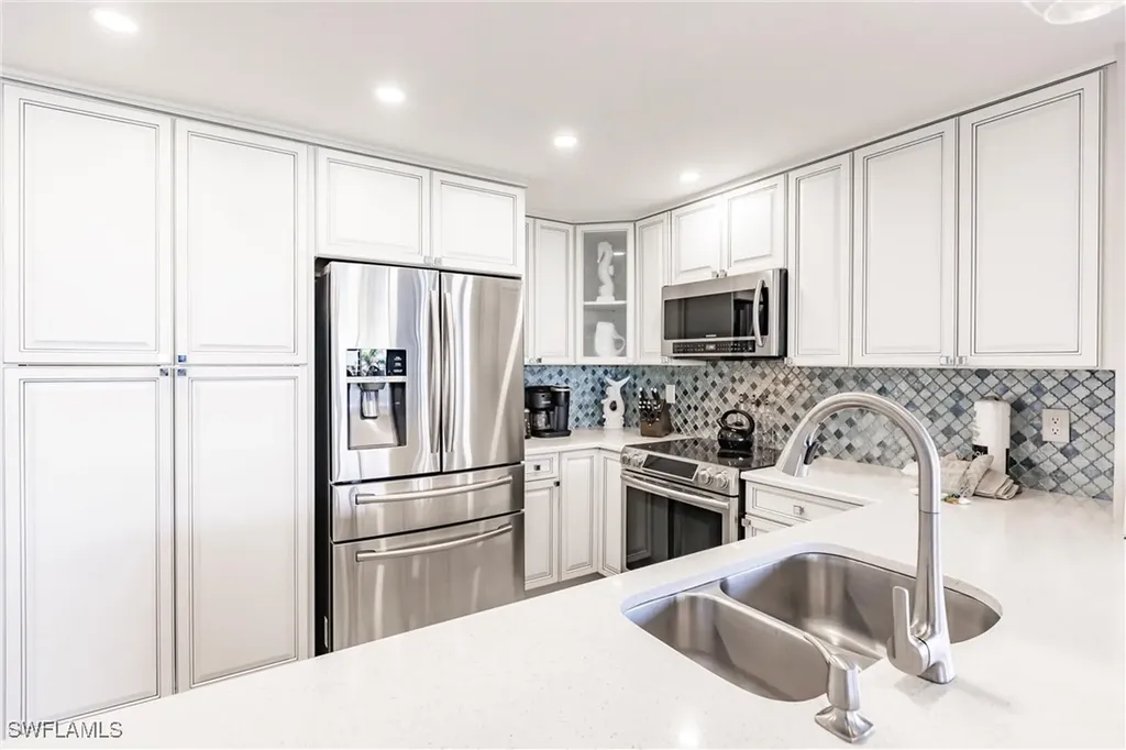 17170 Harbour Point Drive Fort Myers FL 33908