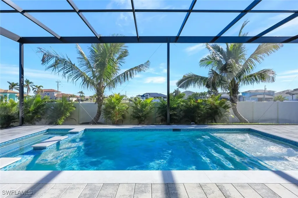1 SW 33rd Place Cape Coral FL 33991