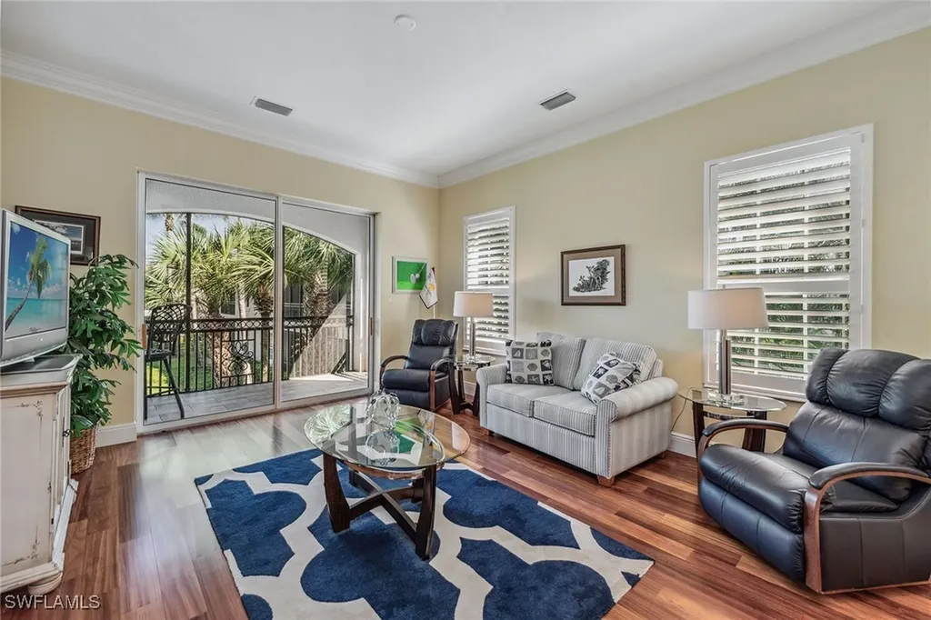 3189 Aviamar Circle Naples FL 34114