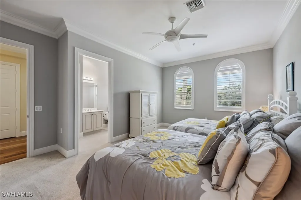 3189 Aviamar Circle Naples FL 34114