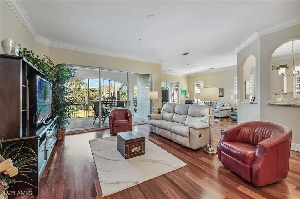 3189 Aviamar Circle Naples FL 34114