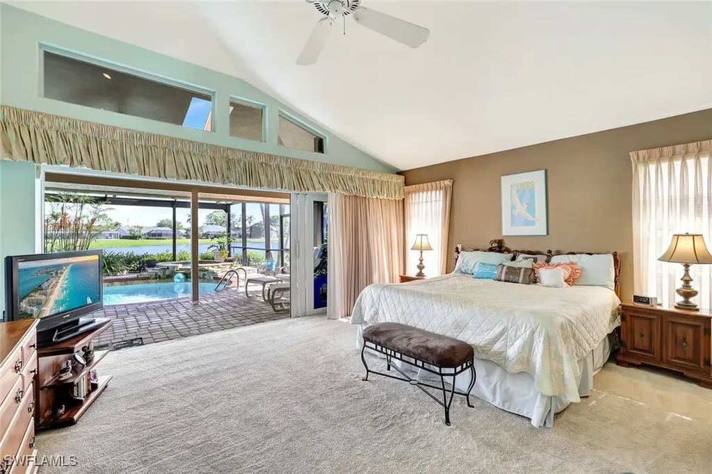 2290 Queens Way Naples FL 34112