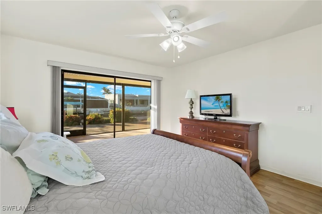 4324 SW 1st Place Cape Coral FL 33914
