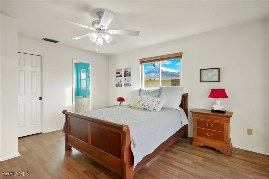 4324 SW 1st Place Cape Coral FL 33914
