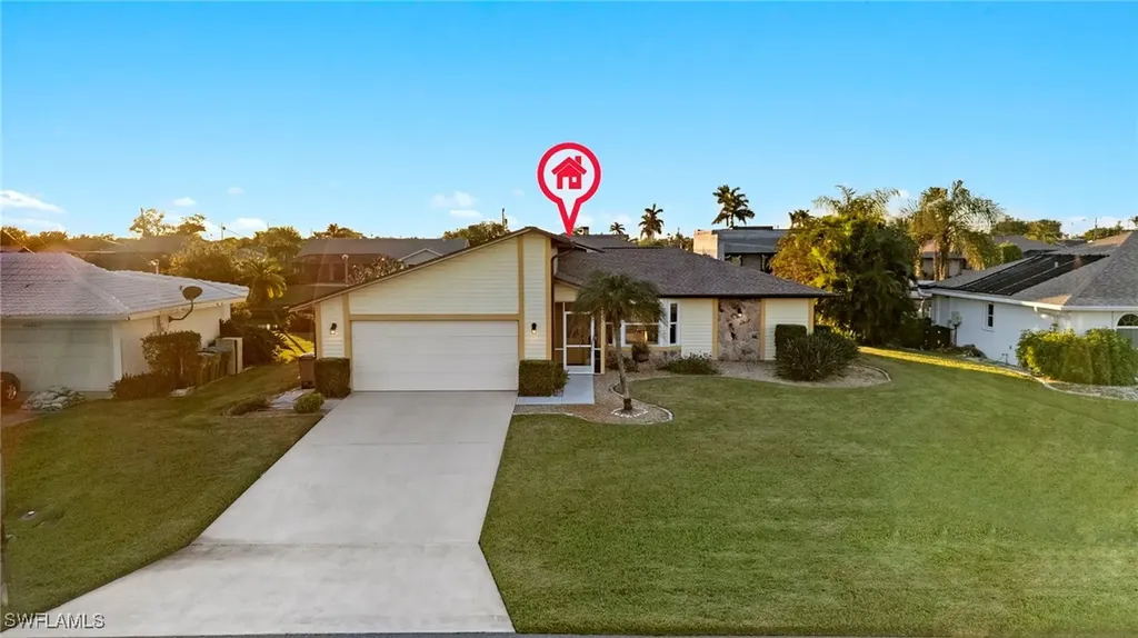 4324 SW 1st Place Cape Coral FL 33914
